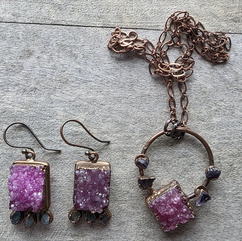 Beautiful Multi-Color Druzy Pendant & Earring Set in Copper
